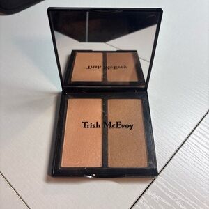 Trish McEvoy Bronzer Deluxe Travel in Refillable Compact NEW!.